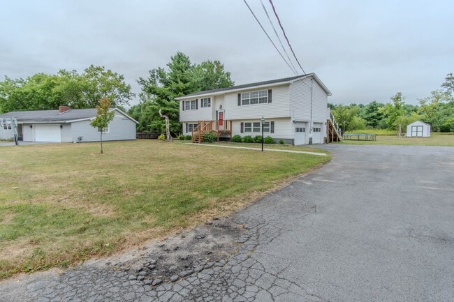 Photo - 102 Pine Dr