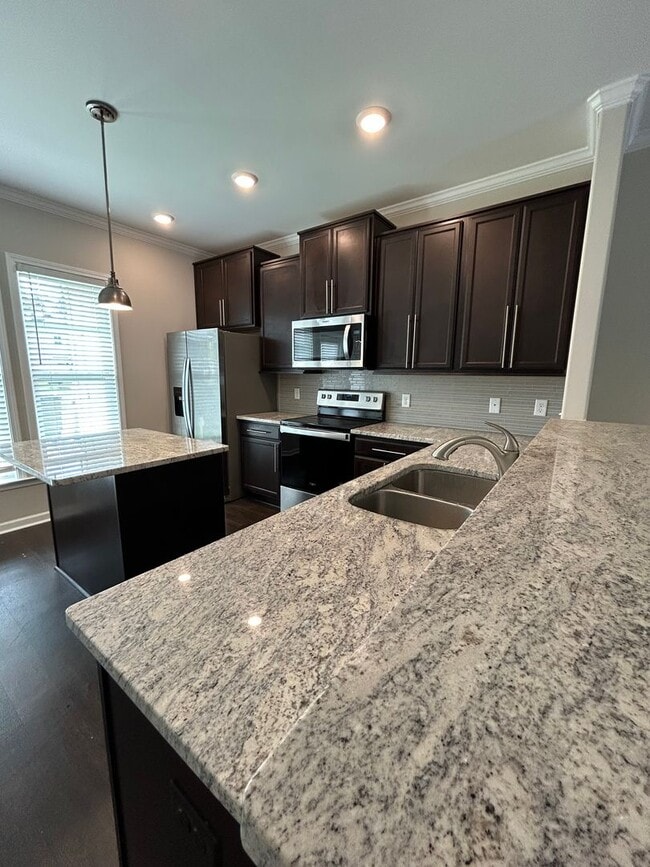 Photo - 3 Bedroom/ 2.5 Bathroom Berwick area in Sa...