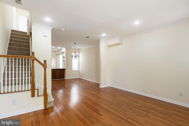 Photo - 3987 Terrace St