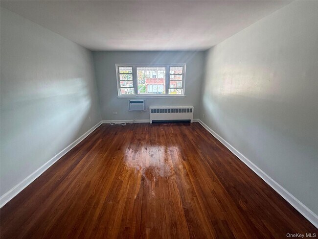 739 Adee Ave Unit 1