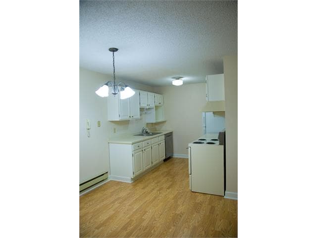 Building Photo - 570 Whispering Ln Rental
