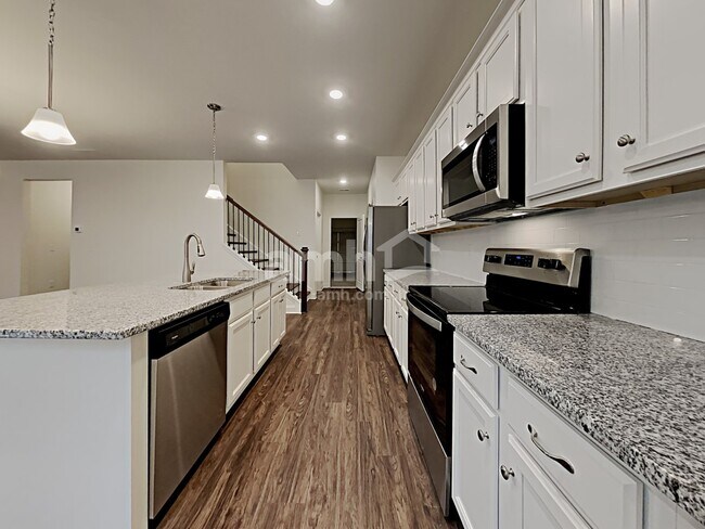 Photo - 119 Fairway Crossing Way