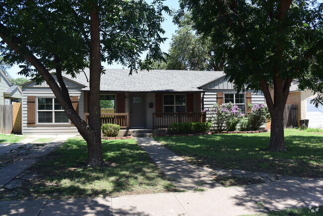 Building Photo - 3116 31st St Rental