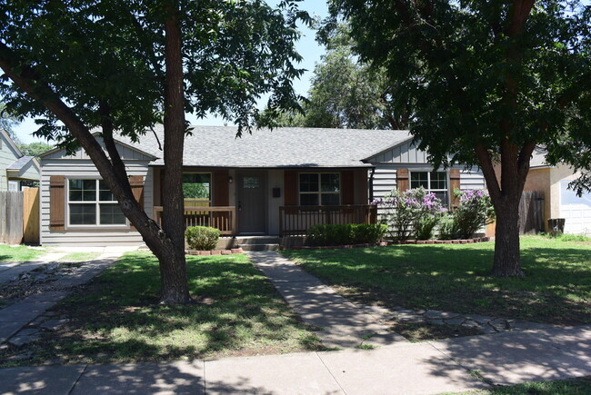 Building Photo - 3116 31st St Rental