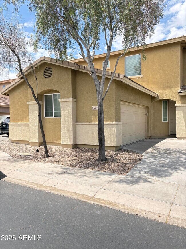 Photo - 7516 S 27th Pl