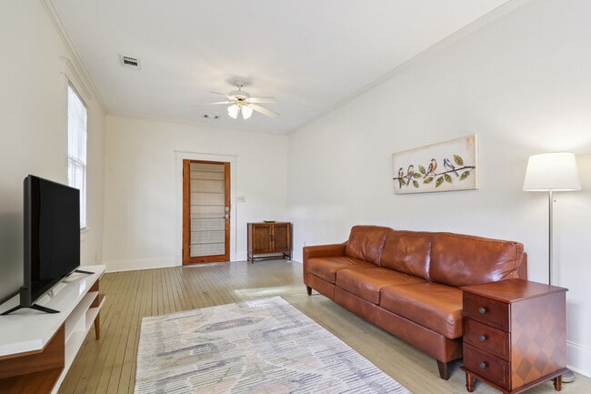 Photo - 2433 Palmer Ave Unit 2433 Palmer Avenue