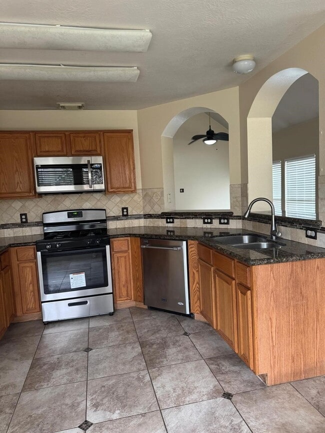 Photo - 6830 Silver Shores Ln