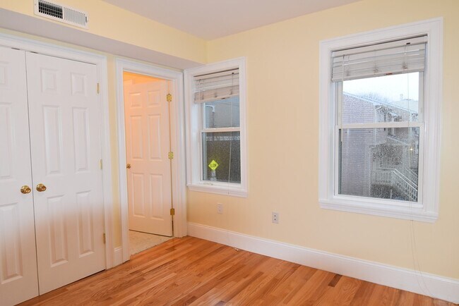 Photo - 120 D St Unit 2