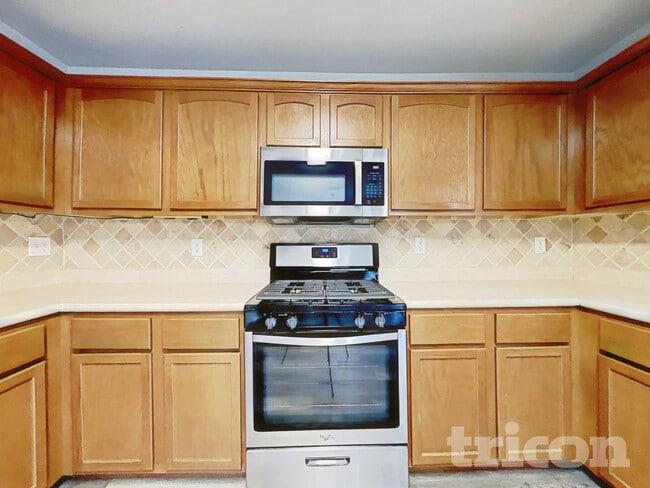 Photo - 7034 Daybreak Peaks