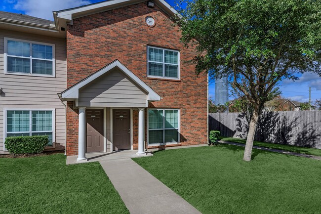 Freeport Oaks Apartments