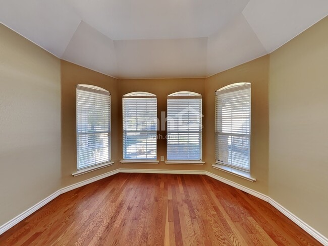 Photo - 8620 Axis Deer Run