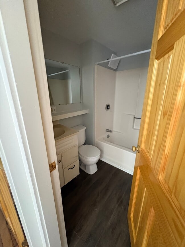 23 Spring St Unit 16