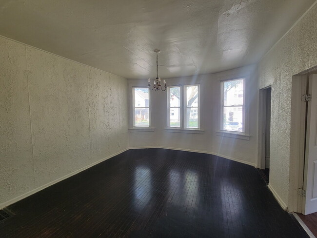 Photo - 2-Bedroom/1 Bath —2235 South 20th Street Unidad 1