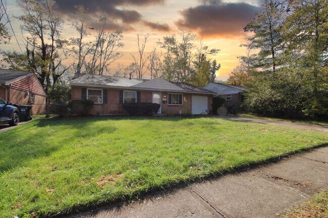 Photo - Gorgeous3 Bed 1 Bath Home!