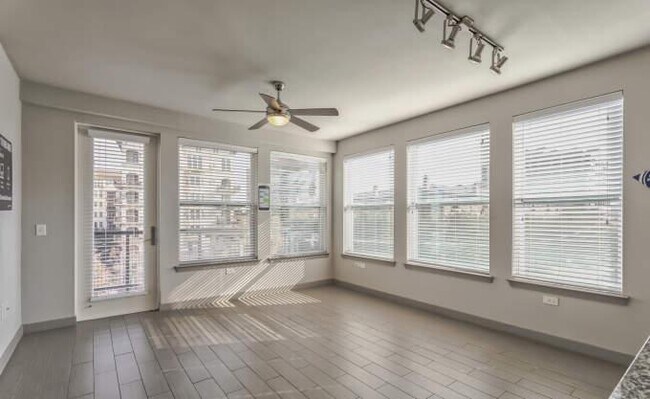 1 bedroom in Dallas TX 75201 - 1 bedroom in Dallas TX 75201 Condo Unit 112