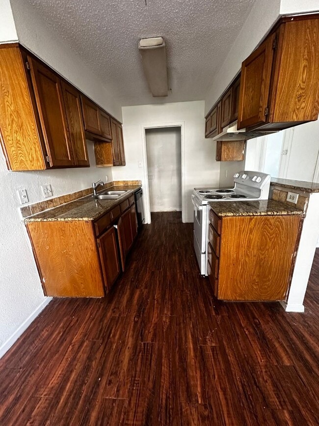 Photo - 4900 Brianhill Dr Unit Apt D