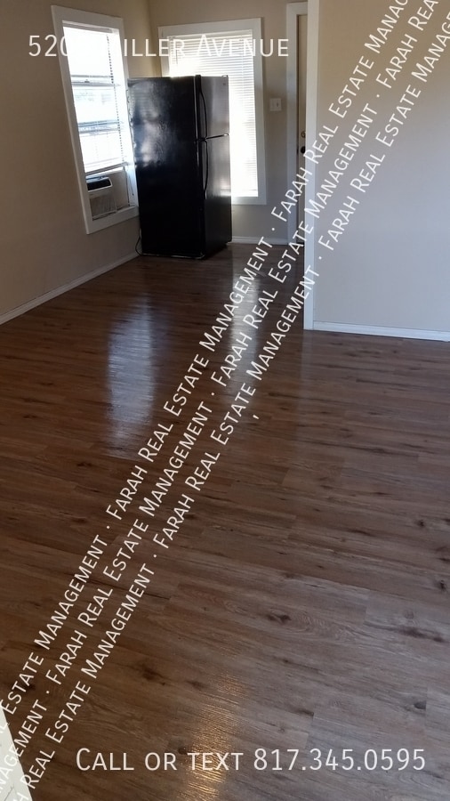Photo - 5205 Miller Ave