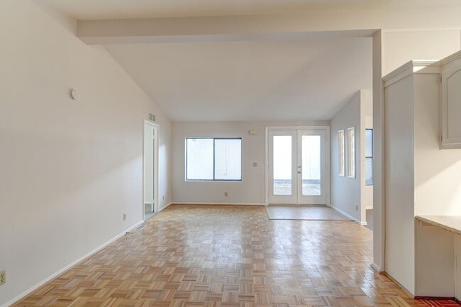 Photo - 5620 Hobble Creek Dr