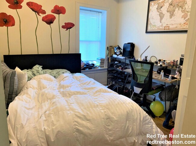 Photo - 1778 Commonwealth Ave Unidad 3