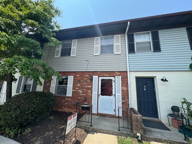 Two Bedroom Town House - Two Bedroom Town House