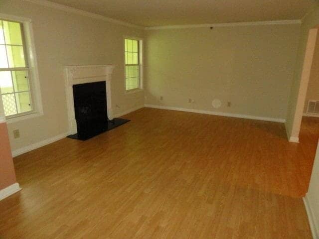 Building Photo - 4000 Riverlook Pkwy SE Unit 302 Rental