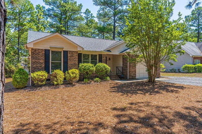 Building Photo - 1355 Longleaf Dr E