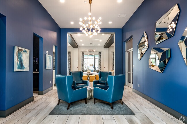 Leasing Center