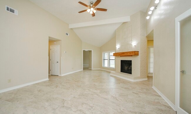 Photo - 19518 Gladewater Dr