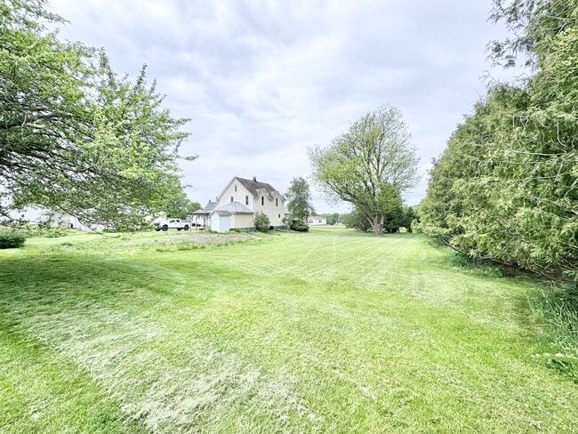 Photo - 1016 Pleasant St