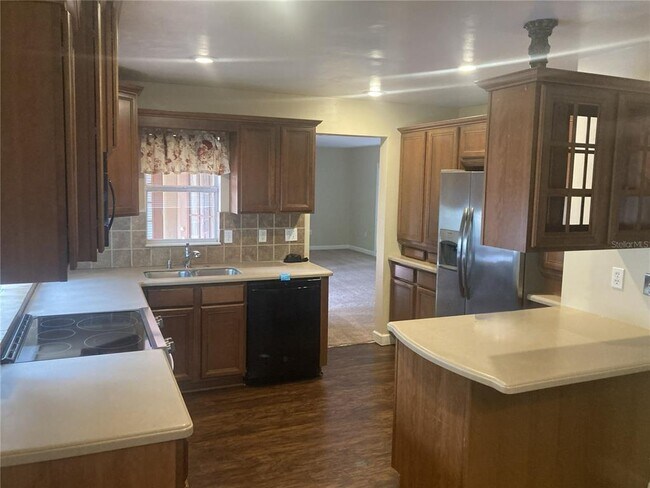 Photo - 805 Oakdale St