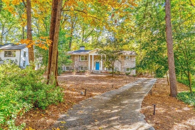 Photo - 3911 Ivy Rd NE