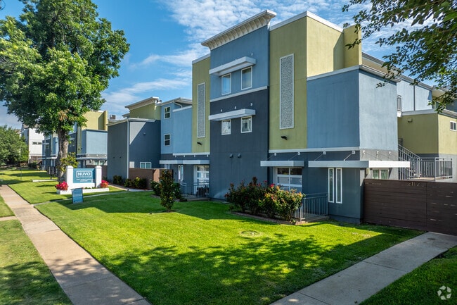 Building Photo - Nuvo Park Place Rental