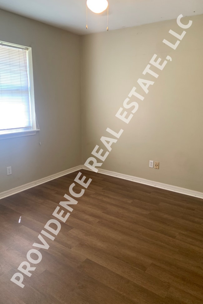 Photo - 1604 S Barnett Springs St