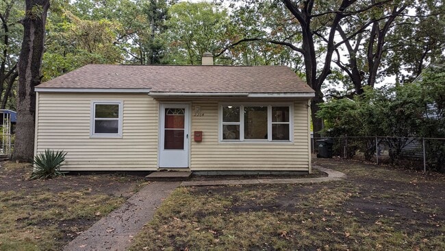 Building Photo - 2284 Austin St