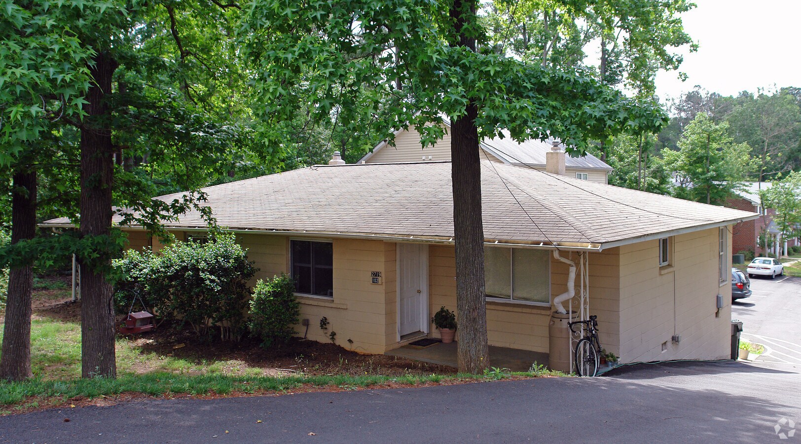 Photo - 2717-2719 Avent Ferry Rd Apartments