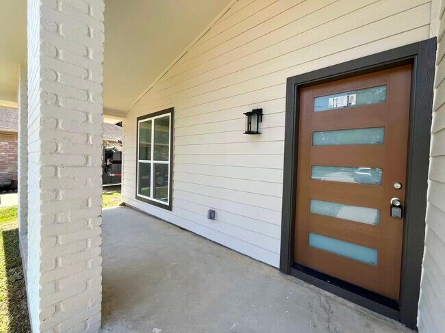 Photo - 2910 Cherry Hills Dr
