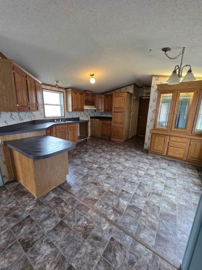 Photo - 200 Carroll St