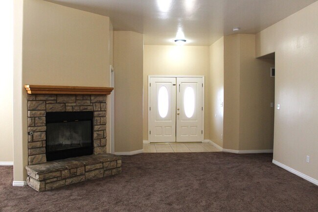 Photo - 3010 Giovanetti Ave