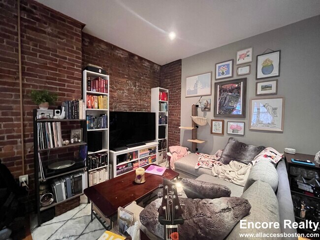 15 Garrison St Unit 6