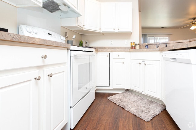 Photo - The Brickyard Apartments