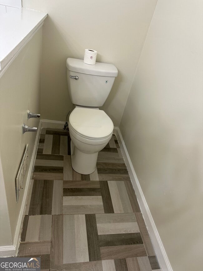 Photo - 465 Eagles Crossing Cir