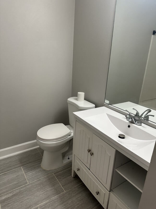 Photo - 104 Camellia Ct Unit 104