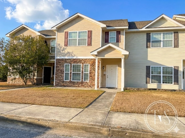 Photo - RATE DROP ALERT! (was $2100/month)