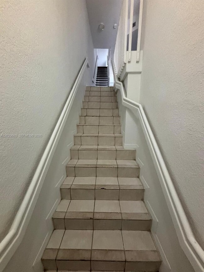 Photo - 705 SW 148th Ave