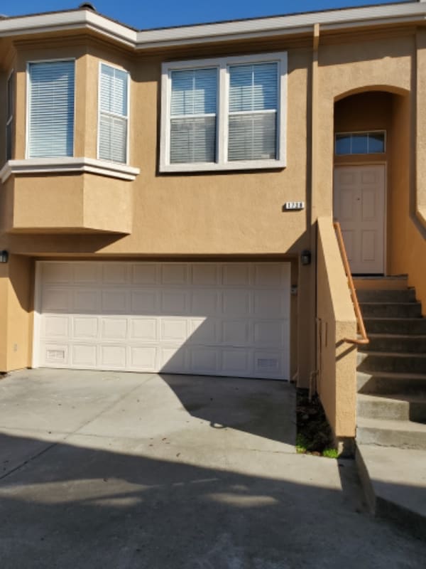 Photo - 1738 Thornton Pl