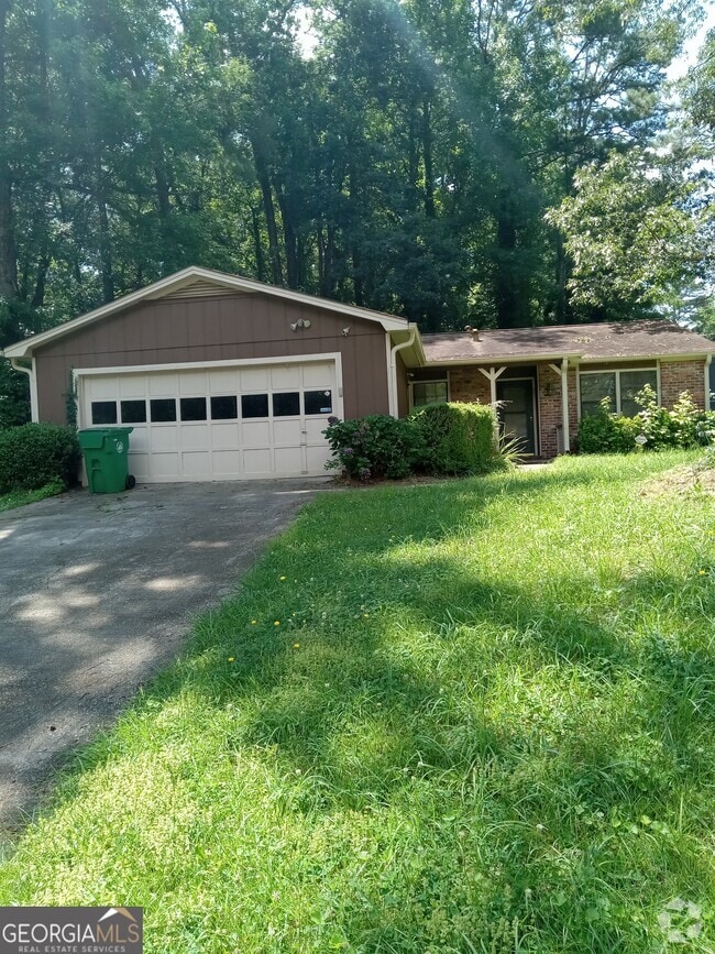 Building Photo - 969 Redan Trail Rental