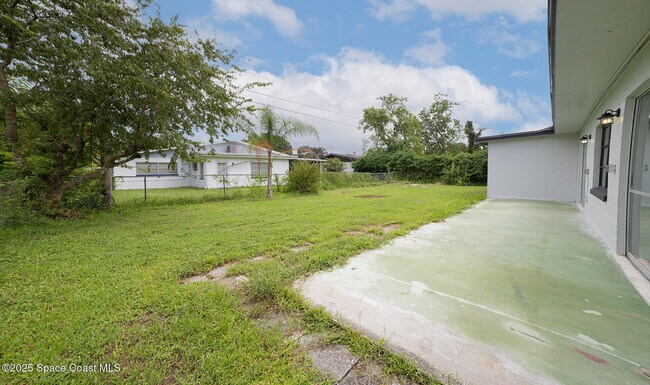 Photo - 1131 Linda Ave
