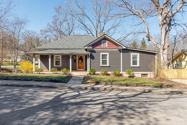 Building Photo - Updated Craftsman Cottage in West Asheville Rental