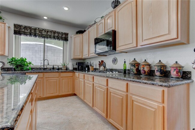 Photo - 875 Chaste Ct