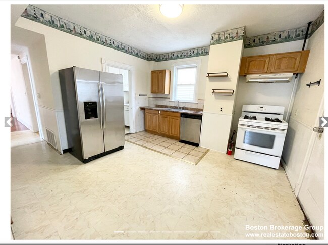 Photo - 45 Crescent Ave Unit 2